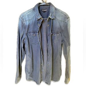 Treasure & Bond Light Button Up